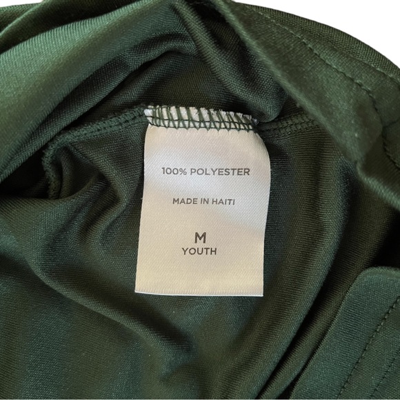 Opna Youth Athletic Performance Moisture Wicking Rash Guard, Dark Green, Size M - Picture 3 of 4